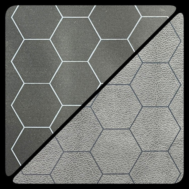 Chessex: Battlemat Reversible Black-Gray 1" Hexes